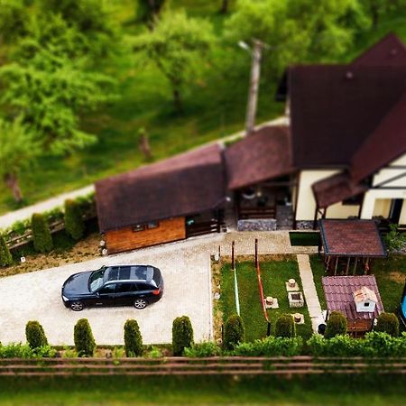 House Of Seasons Villa Bran  Bagian luar foto