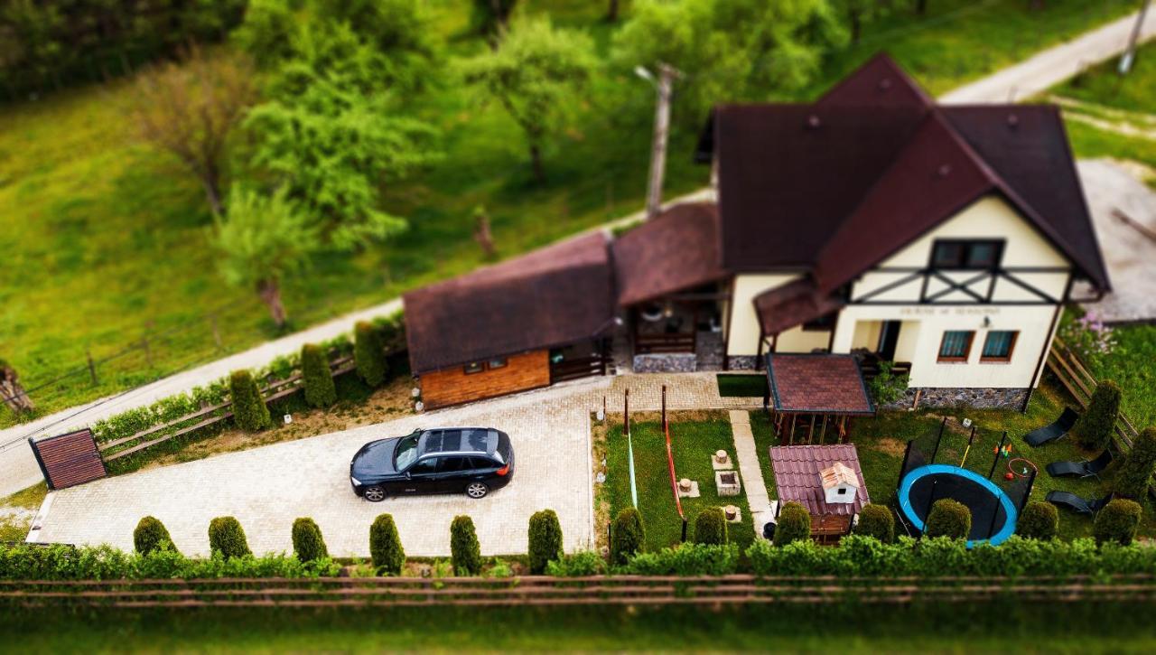 House Of Seasons Villa Bran  Bagian luar foto